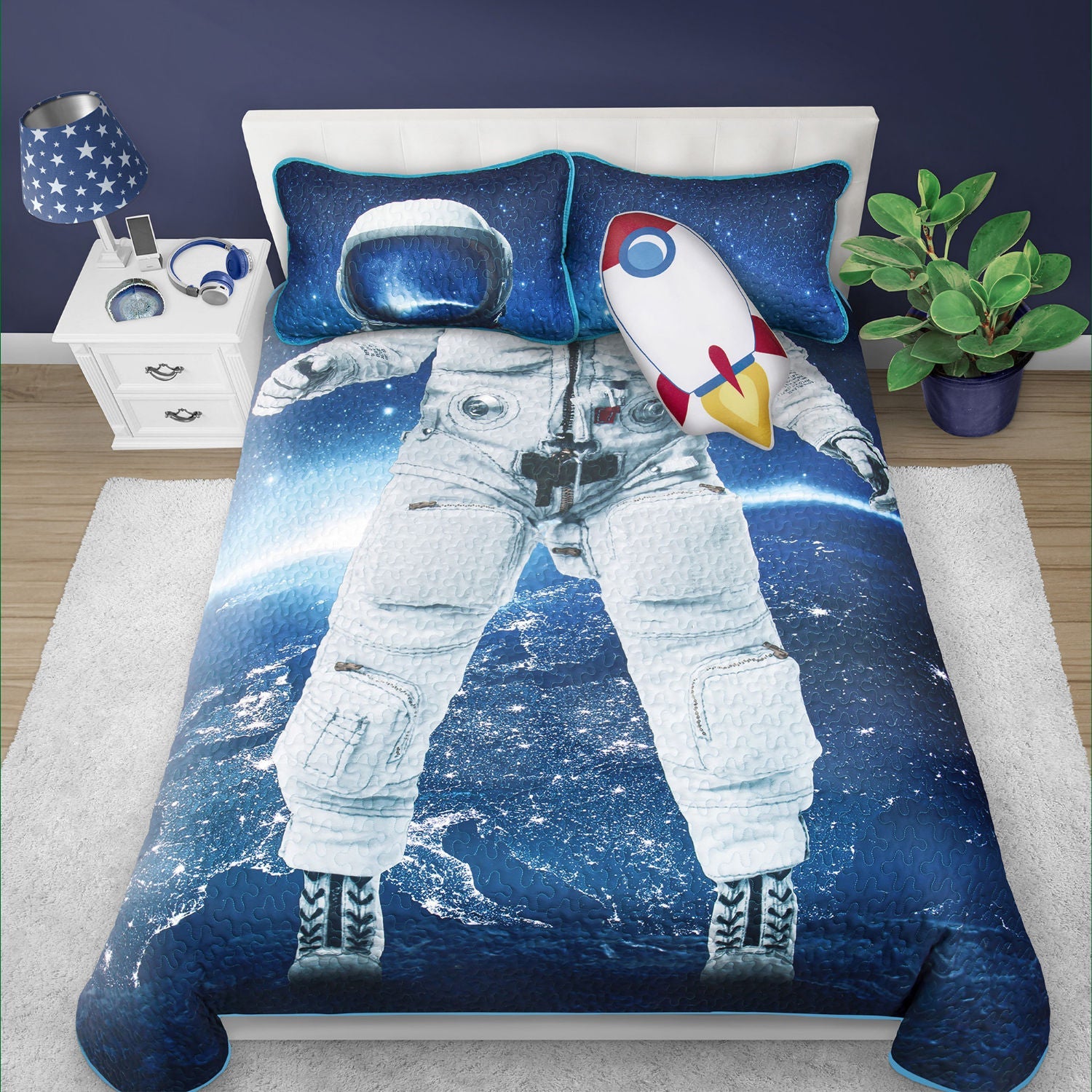 Wov Printed Quilt Bedding Set 3 Piece Double/Queen Astronaut