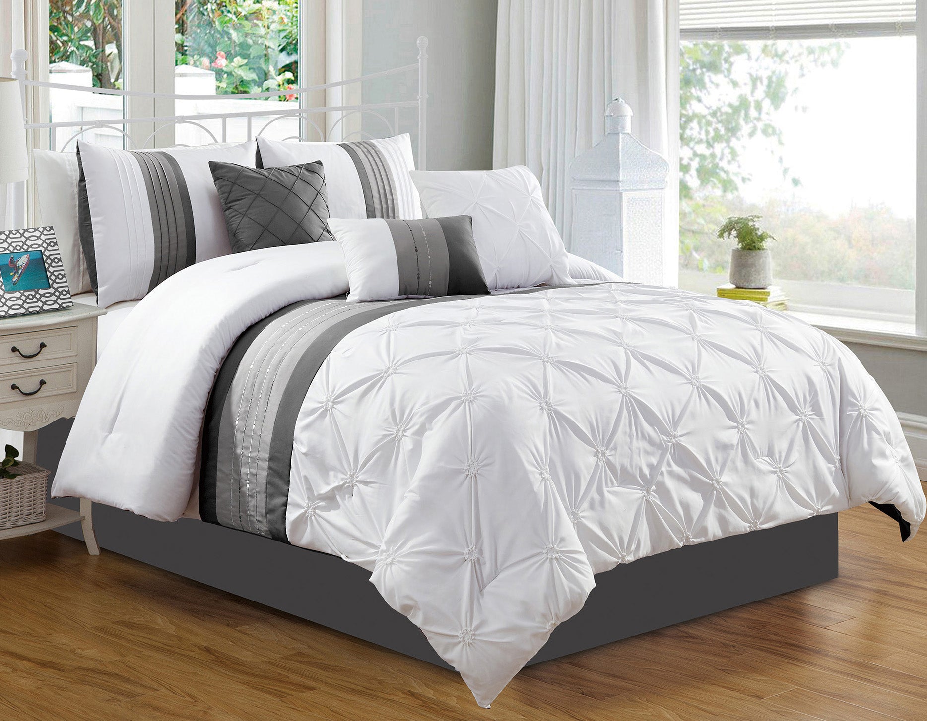 Comforter 7 Piece Trousseau Set D White