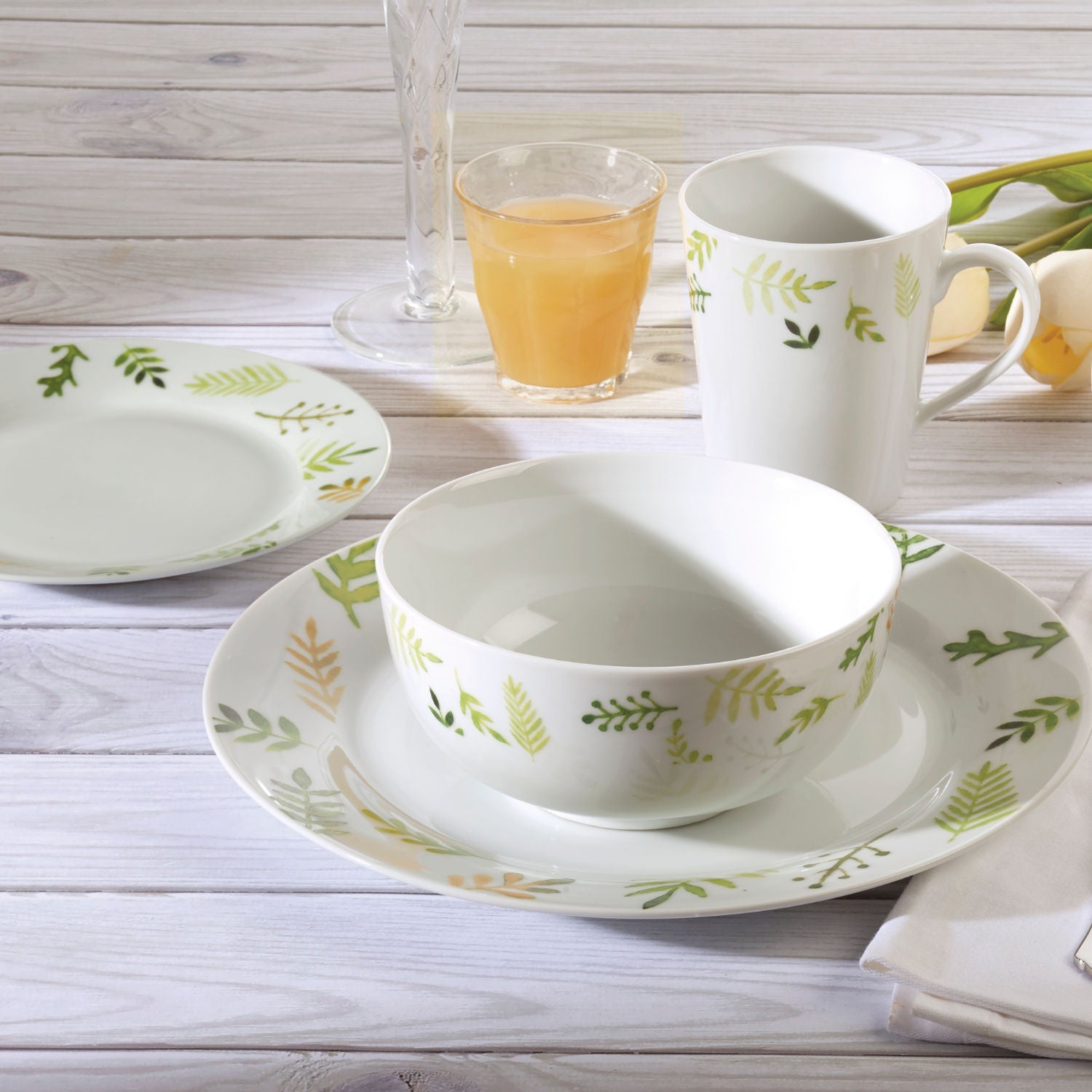 Dinnerware Set 16 Piece Greeneries, Service for 4